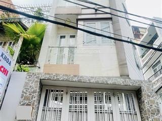 Nhà đẹp phú nhuận, 70m2, lô góc 4 lầu 3 phòng. hẻm xe hơi gần trung tâm ra sân bay 10 phút