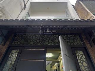 Bán nhà bình thạnh, 52m2, 4 tầng. dòng tiền cho thuê tốt. vị trí gần các trường đh