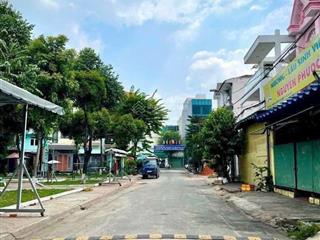 Hẻm 10m kinh doanh, 8m x 23m, đối diện công viên, gần công viên làng hoa, nguyễn văn khối