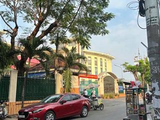 Bán nhà 4 tầng, 160m2, ngang 8m hiếm, tặng nội thất, hẻm xe tải quang trung, phường 8, gò vấp