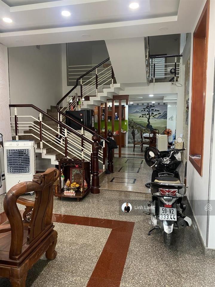 Nhà 5 tầng, 96m2, ngang hơn 5m, hẻm xe hơi thông, gần quang trung, công viên làng hoa, sân bay 10p