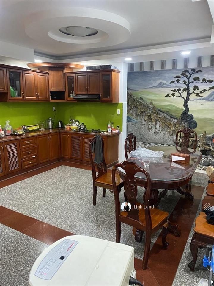 Nhà 5 tầng, 96m2, ngang hơn 5m, hẻm xe hơi thông, gần quang trung, công viên làng hoa, sân bay 10p