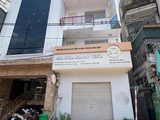 Chính chủ cần bán nhà mp hoàng ngân  68m2 lô góc 3 thoáng  mt 5,5m  giá 25 tỷ  còn thương lượng