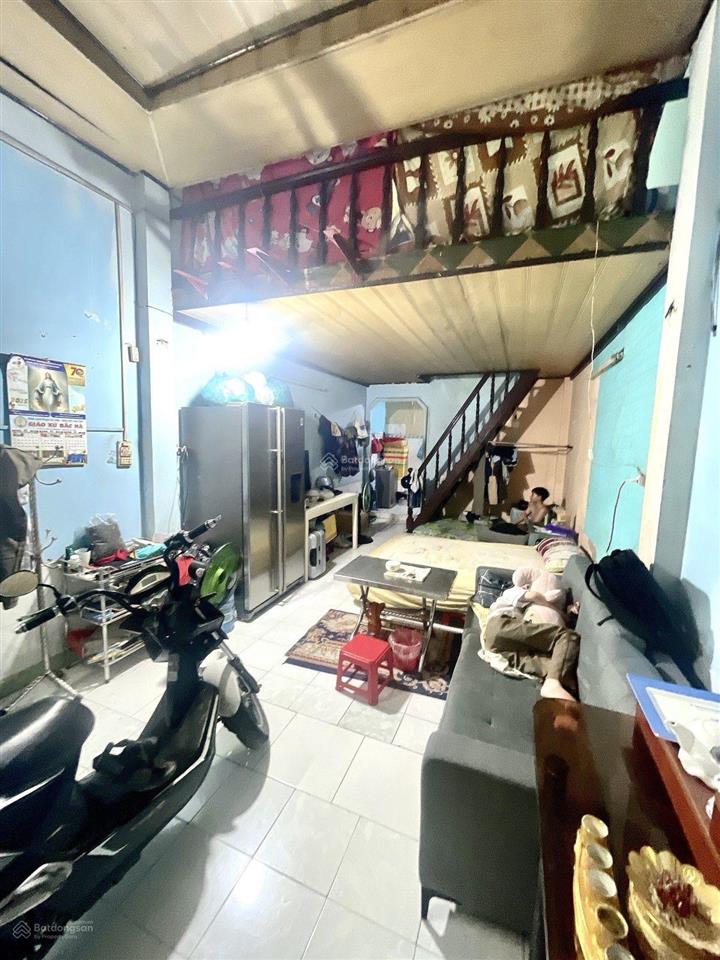 Hẻm sạch đường hòa hưng 55m2 giá 6,5 tủ quận 10 cũ