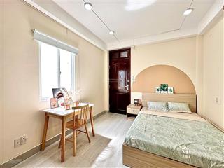 Phòng cao cấp giá 3tr3 full nội thất 5p đh công thương tân phú