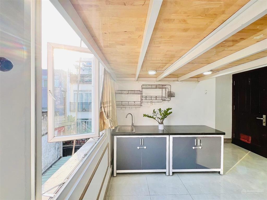 Phòng gác lửng full nội thất 30m2 3p aeon tân phú  ở liền