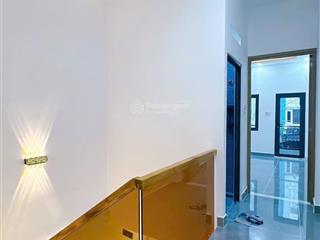 Bán nhà mới 2 tầng, 45m2, 3pn, hẻm 3m, đoàn văn bơ, q4