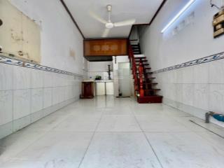 Nhà 3 tầng , 13m2 , hẻm 3m , đường số tân vĩnh q4 chỉ 2.380 tỷ.