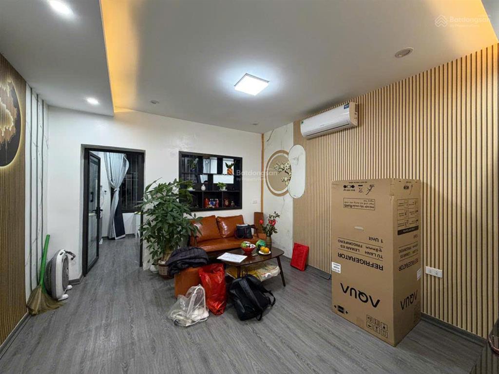 Bán gấp cc 2pn, 60m2 tại cổ nhuế 2, bắc từ liêm, hà nội, giá 3,29 tỷ