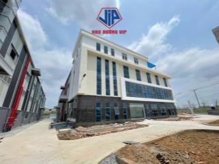 Kho xưởng vip cho thuê 5000m2 nhà xưởng sản xuất hoặc chứa hàng có pccc tại bến lức long an