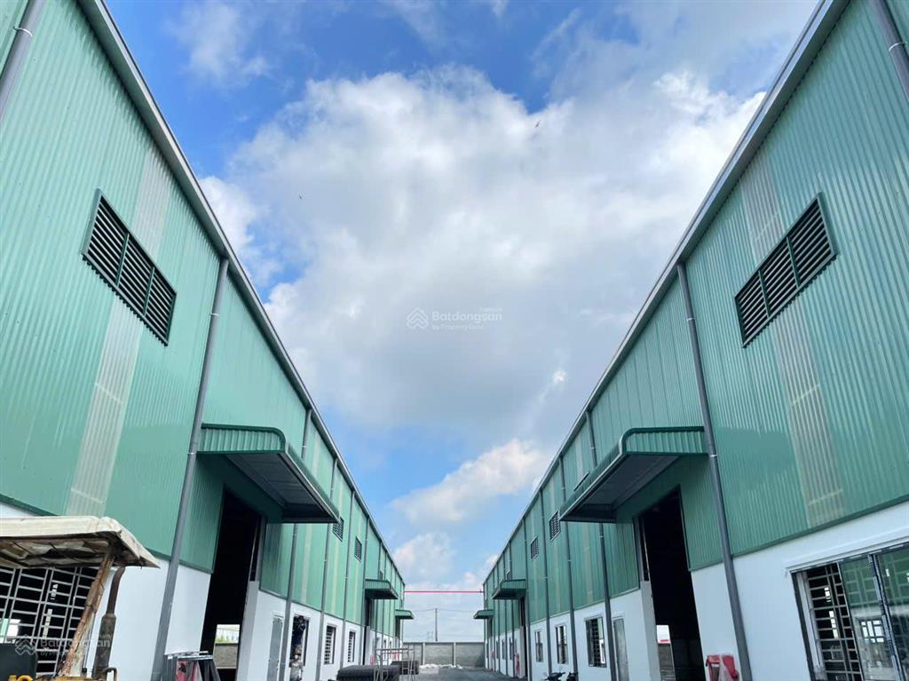 Bán xưởng xây mới 8000m2 kcn tân đức, hải sơn, đức hòa, long an pccc tự động pháp lý hoàn thiện