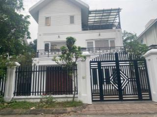 Bán nhanh biệt thự long việt quang minh 402m2 hoàn thiện cơ bản giá 63 triệu/m2 đang rẻ nhất tt