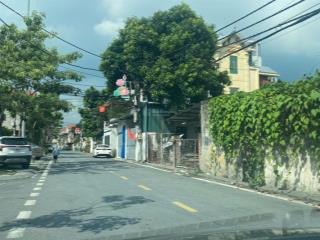 Tôi cần bán gấp lô đất sổ đỏ chuẩn 243m2 mặt tiền 9m thôn nhuế thiên lộc hà nội giá 86 triệu /1m2