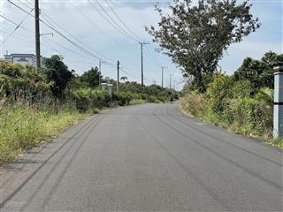 Xuyên mộc cách tĩnh lộ 329 vào tầm 200m đường nhựa trục chính khu dân cư diện tích 1355 giá 1ty1