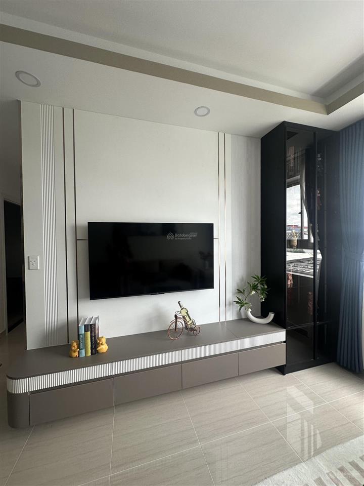 Bán căn hộ moonlight bình tân giá mới 2pn trống 2ty950