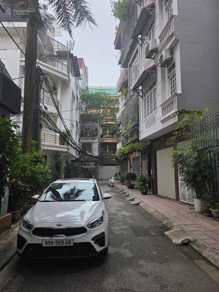 Bán nhà mặt ngõ ô tô tránh phố đặng thuỳ trâm, cầu giấy dt 55 m2 x 5t, mt 4,5 m. sđcc 22,5 tỷ .