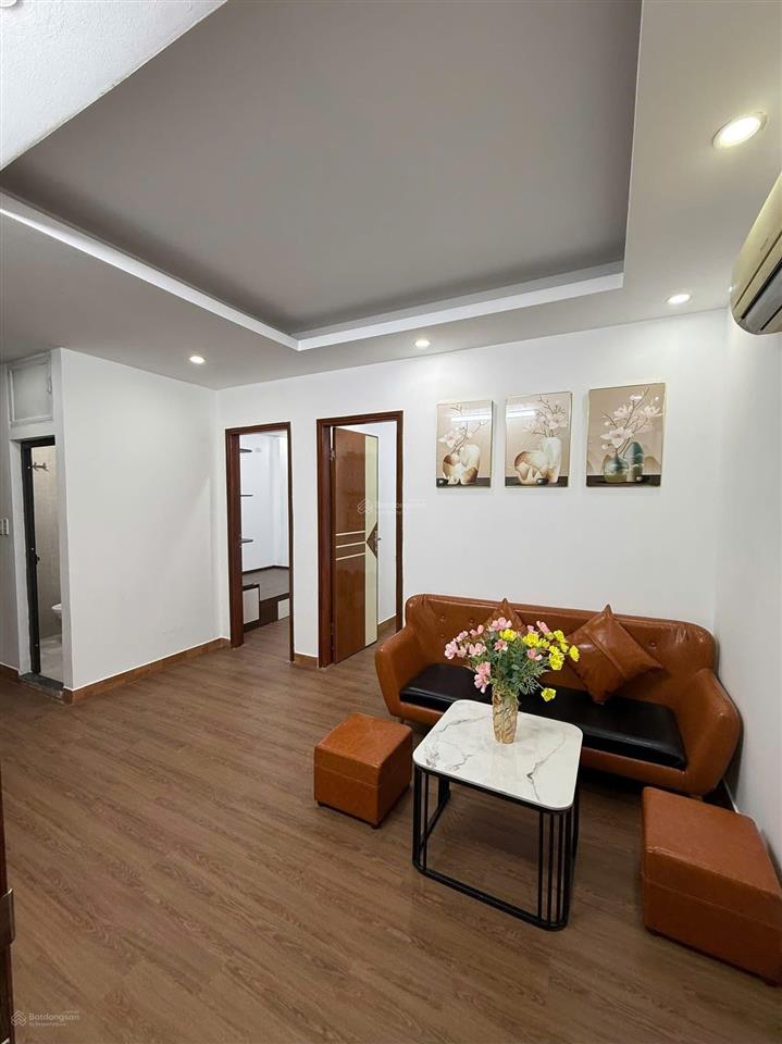 Bán nhà mặt ngõ ô tô tránh phố đặng thuỳ trâm, cầu giấy dt 55 m2 x 5t, mt 4,5 m. sđcc 22,5 tỷ .