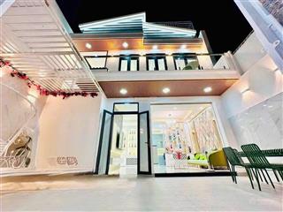 Nhà đẹp quận 7  phạm hữu lầu  112m2  8.x tỷ