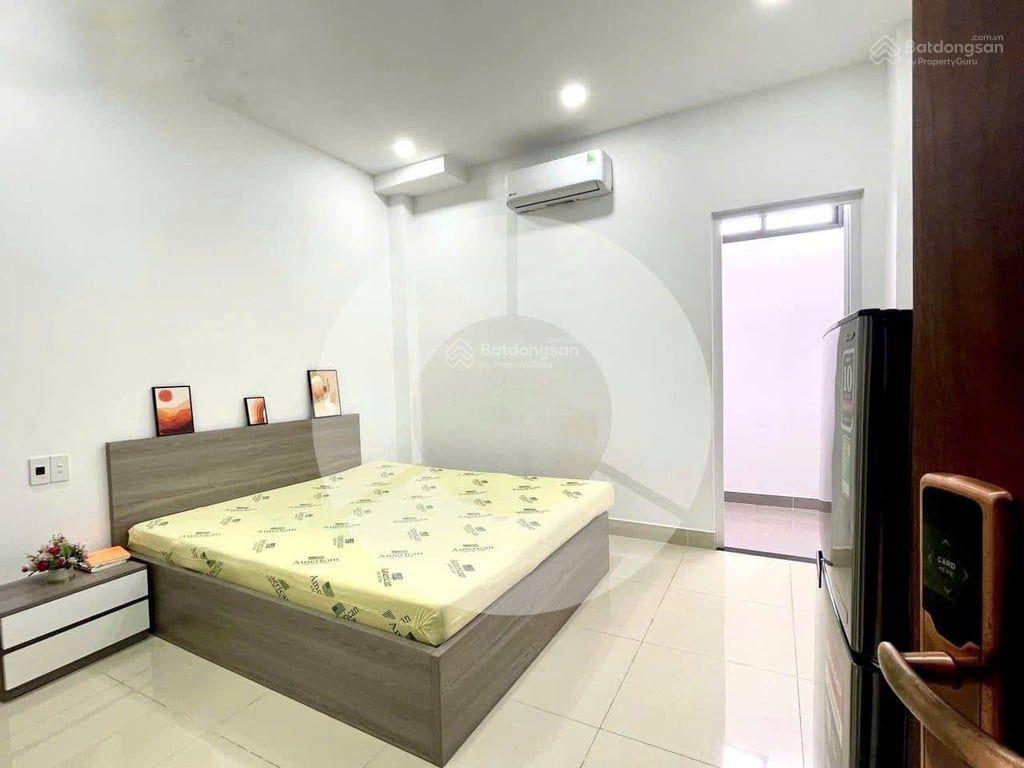 Quận 7, đường số 37, gần lotte, vivo city, tdtu, ufm, tách bếp, hầm xe , full nội thất