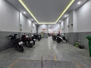 Bán toà ccmn cầu diễn ô tô tránh doanh thu 1.8tỷ/năm 120m 7tầng thang máy giá chỉ 28,9tỷ