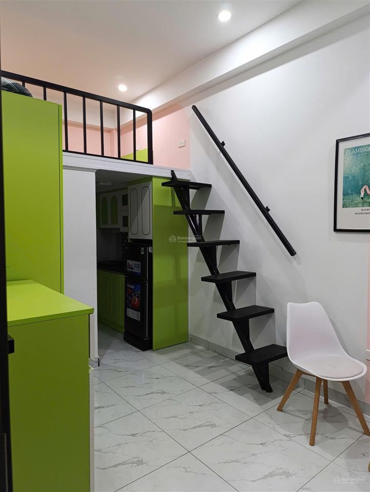 Bán toà ccmn cầu diễn ô tô tránh doanh thu 1.8tỷ/năm 120m 7tầng thang máy giá chỉ 28,9tỷ