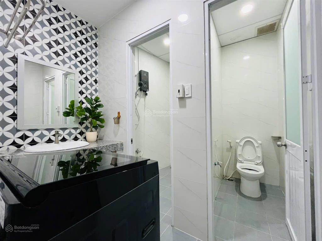 2pn 1pk khu phan xích long trung tâm phú nhuận, gần q1 q3 trường sa