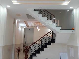 Bán nhà mặt tiền rộng 5m phong thủy tốt gần các bv lớn 70m