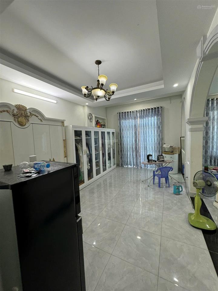 Bán gấp nhà mt kinh doanh ngan 7,7m với 150m2 cn ngay thống nhất gò vấp bán giá 19 tỷ tl