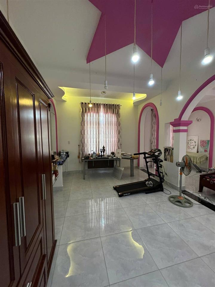 Bán gấp nhà mt kinh doanh ngan 7,7m với 150m2 cn ngay thống nhất gò vấp bán giá 19 tỷ tl