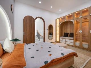 Siêu phẩm vip villa mt khu đảo kim cương 8m*22m+ 5 tầng+7pn+7wc+gần tthcchỉ 20 tỷ0902 837 ***