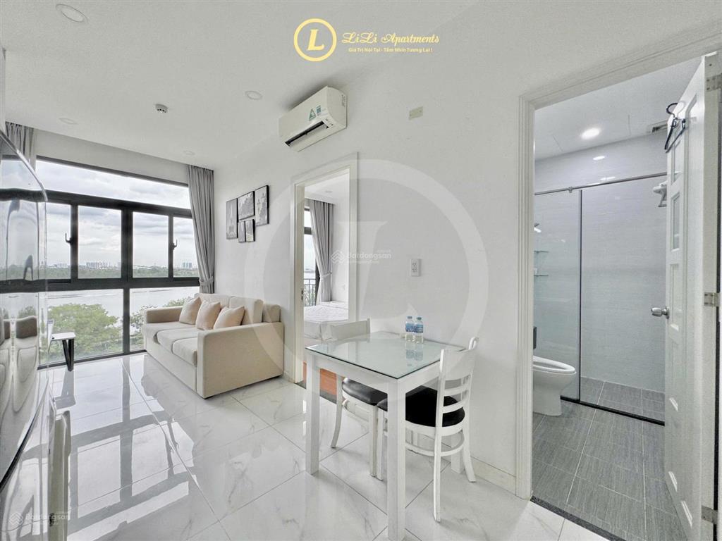 Trống sẵn căn hộ 1 phòng ngủ view sông  phố tây nhộn nhịp | xem phòng ngay