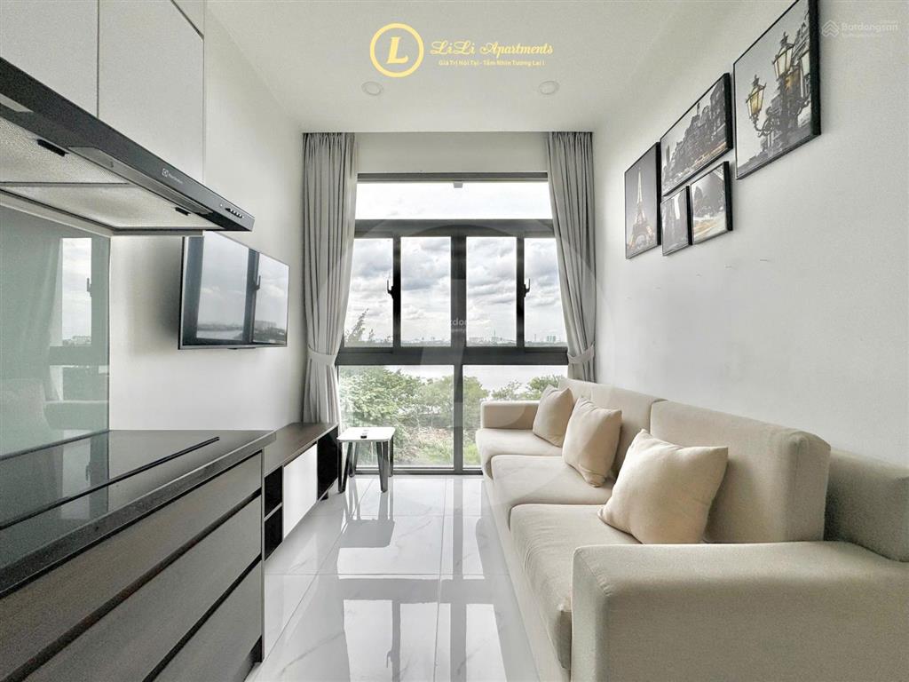 Trống sẵn căn hộ 1 phòng ngủ view sông  phố tây nhộn nhịp | xem phòng ngay
