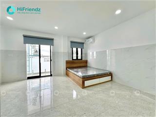 Căn hộ ban công siêu đẹp chỉ tính điện nước / full nội thất / thang máy / cách q5 chỉ 7 phút đi xe