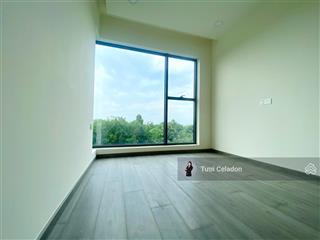 Centery tháp c3 dt 120.3m2 giá 8 tỷ 6  bao gồm ô xe định danh