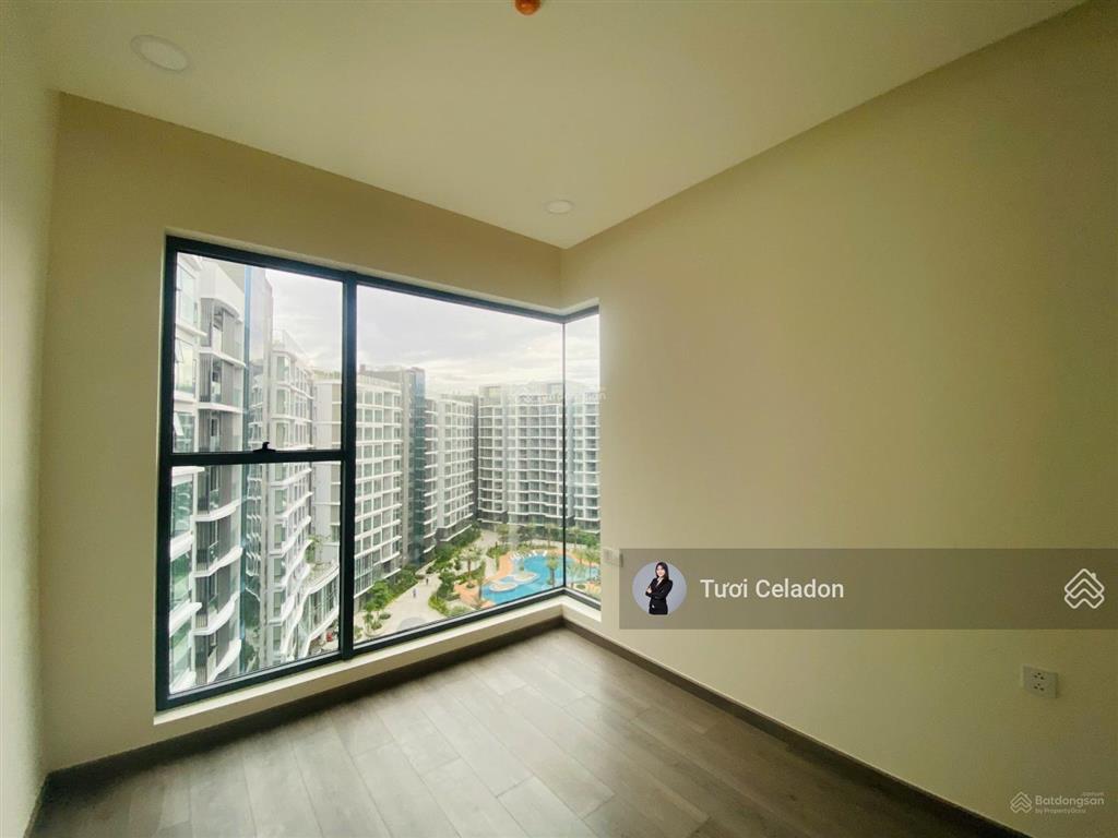 Diamond centery 2pn 96m2 có thể làm 3pn  giá 7ty8(102%) kèm carpark