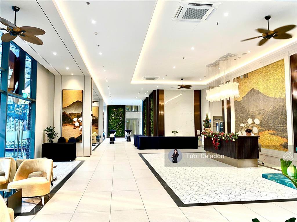 Diamond centery 2pn 96m2 có thể làm 3pn  giá 7ty8(102%) kèm carpark