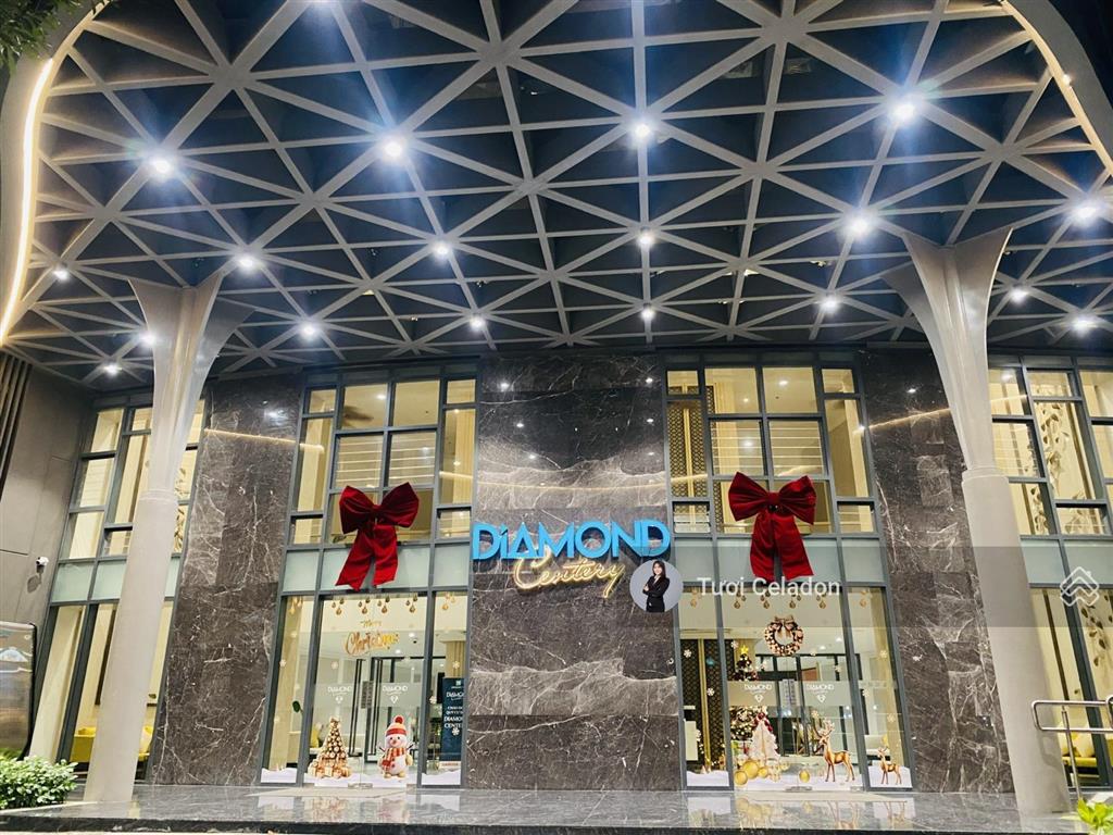 Diamond centery 2pn 96m2 có thể làm 3pn  giá 7ty8(102%) kèm carpark