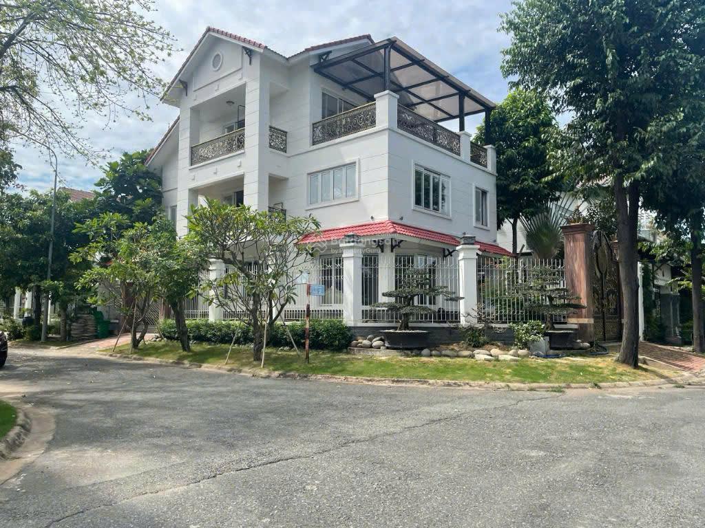 Bán lỗ lô đất nền biệt thự dự án sadeco ven sông, quận 7, diện tích 126m2  giá 16.8 tỷ
