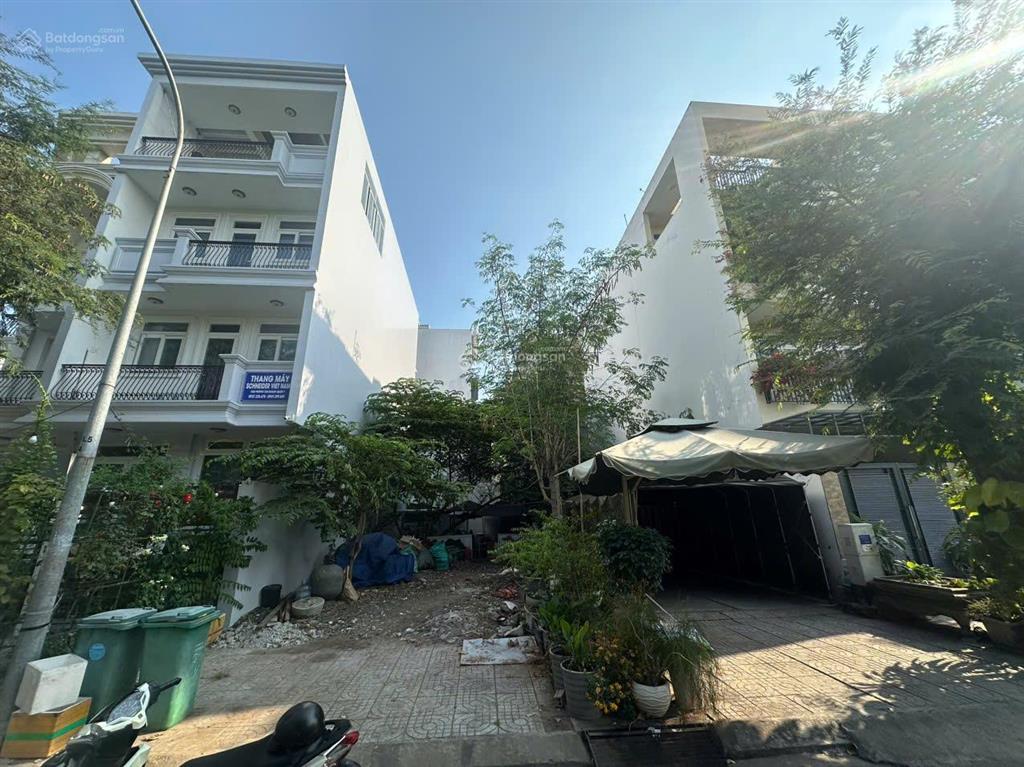 Bán lỗ lô đất nền biệt thự dự án sadeco ven sông, quận 7, diện tích 126m2  giá 16.8 tỷ