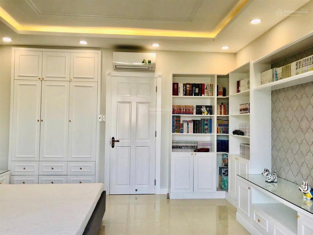 Chính chủ cần bán gấp 2 căn nine south 7x20m nhà thô giá 16 tỷ, full nội thất 7x20m giá 16 tỷ