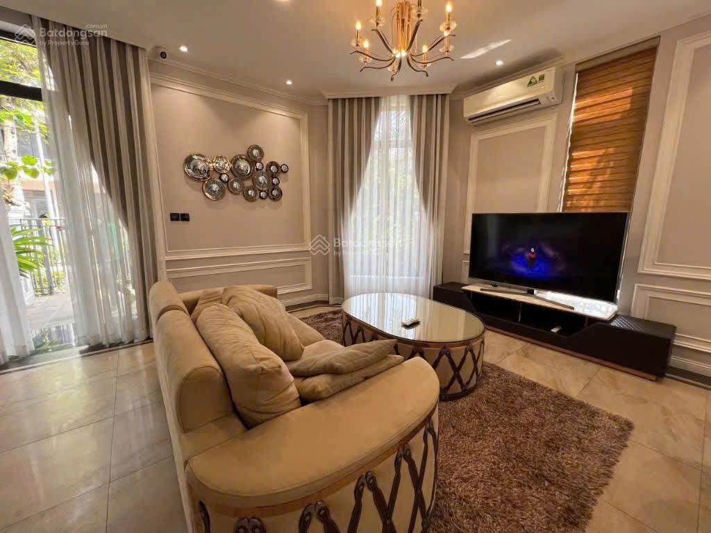 Chính chủ bán gấp căn nhà phố lavila kiến á, 6x17.6m & 5.5x17.6m, đường lớn 20m  12m giá 10.5 tỷ