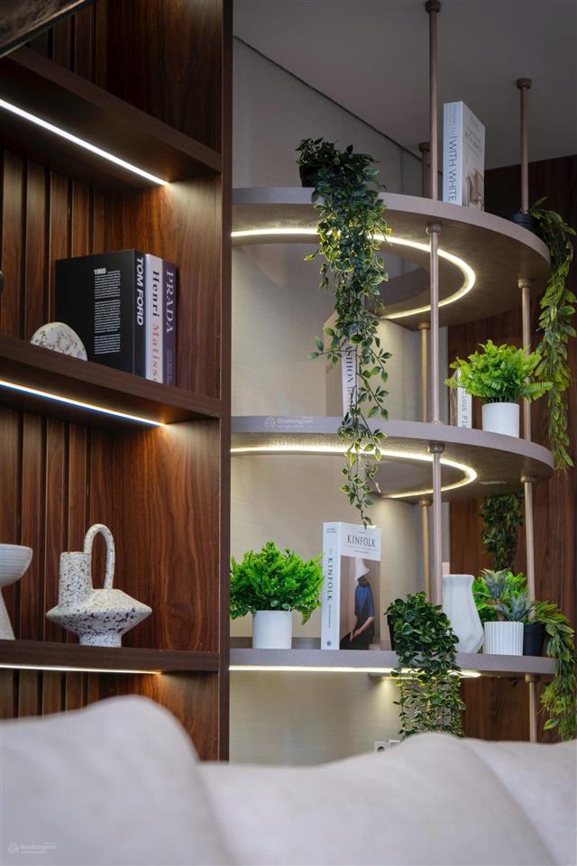 Bán căn hộ cc pentstudio, 76m2, từ 7 tỷ tại lạc long quân, phú thượng, giá tốt
