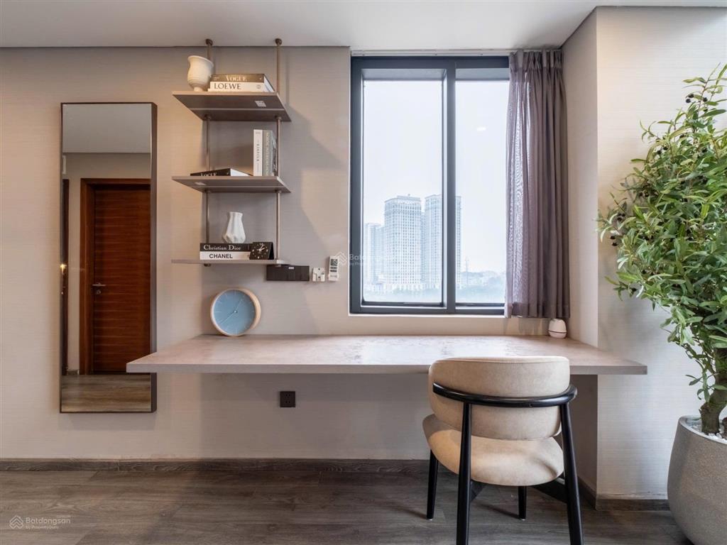 Bán căn hộ cc pentstudio, 76m2, từ 7 tỷ tại lạc long quân, phú thượng, giá tốt