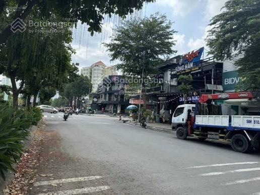 Siêu hiếm! khuôn đất chdv ngay thảo điền. dt 11x26m, xây hầm 7 tầng giá 63 tỷ