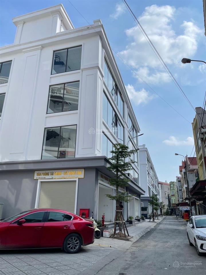 Bán căn góc c1 shophouse  gần chợ núi đèo, giá tốt