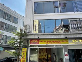 Bán căn góc c1 shophouse  gần chợ núi đèo, giá tốt