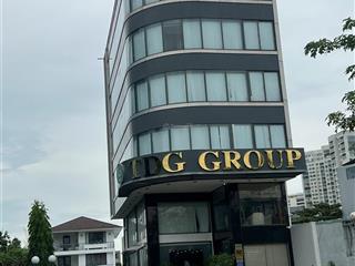 Góc 2mt võ văn kiệt, quận 1. 8mx18m  xd hầm 7 tầng  hđt 250triệu  giá 80tỷ