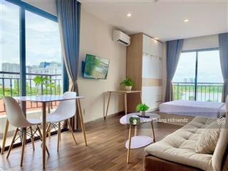Căn studio tách bếp, ban công lớn, view sông cực thoáng, gần cầu sài gòn  metro