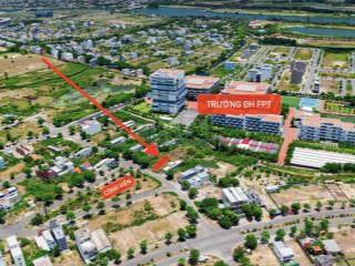 123m2 sạch đẹp hướng đông đối diện trường fpt