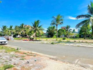 Mặt tiền đường trịnh hoài đức, sát fpt city